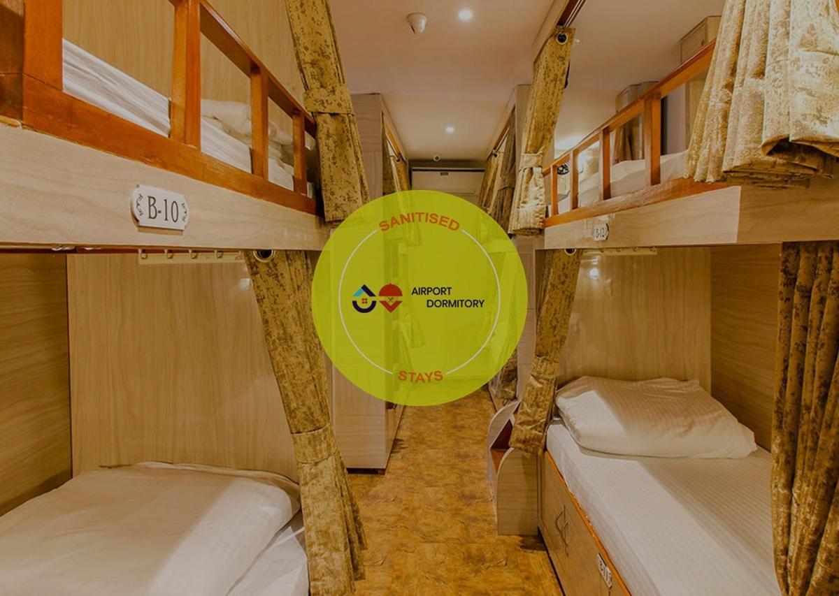 Hygeinic Airport Dormitory Near By Bom Vandrarhem Mumbai Exteriör bild